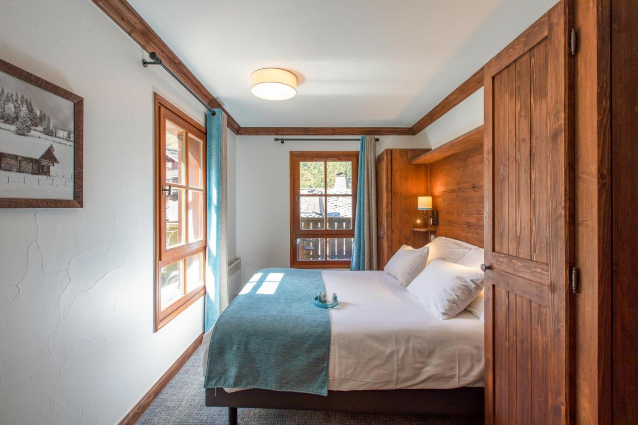 Two-Bedroom Apartment access to the outdoor pool,1019745877:JPEG